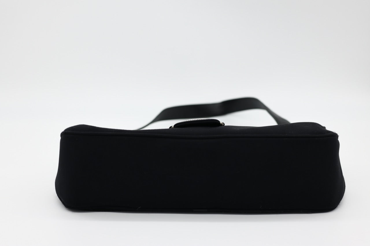 Salvatore Ferragamo Black Vara Shoulder Bag