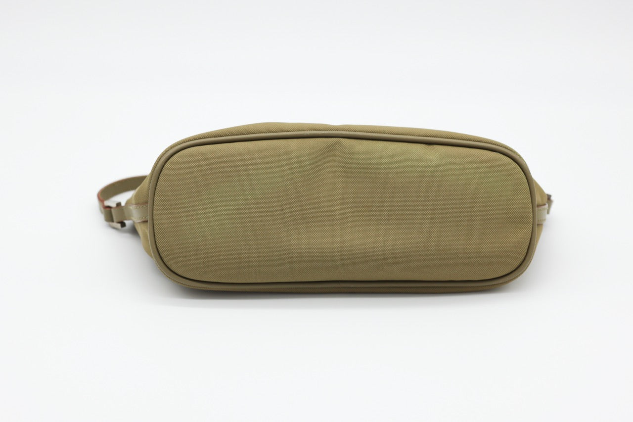 Gucci Tan Pochette Boat Bag
